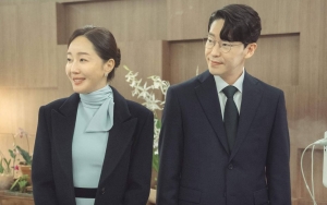 Momen Langka, Uhm Ji Won Bagikan Potret Keluarga Bahagianya dengan Uhm Ki Joon di 'Little Women'
