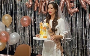 Woori Rainbow Pamer Foto Cantik Berbalut Busana Pengantin dan Tulis Ucapan Terima Kasih