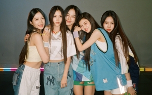 Outfit Tertutup NewJeans di KCON 2022 Saudi Arabia Picu Perdebatan