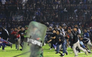 Polri Tegaskan Pintu Keluar Stadion Kanjuruhan Tak Dikunci: Tapi Sempit, Kapasitas 2 Orang