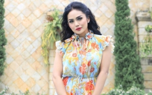 Gaya Krisdayanti Pakai Outfit Lokal Disebut Tak Pernah Gagal