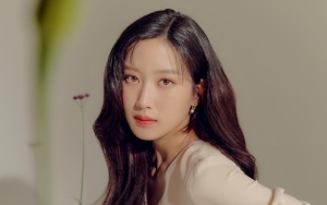 Lebih Jelas, Moon Ga Young Makin Berani Tunjukkan Tato Cantiknya