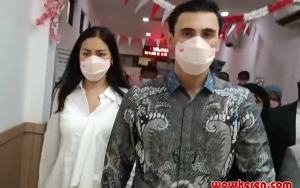 Jessica Iskandar Sebut Hatinya Tercabik-Cabik Usai Steven Tak Hadir Sidang