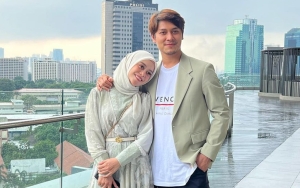 Polisi Sebut Ada Video Rizky Billar Lempar Bola Biliar ke Arah Lesti Kejora