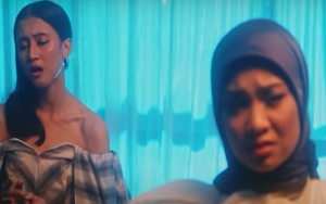 'Tak Ingin Usai' Versi Duet Keisya Levronka-Nabila Razali Trending