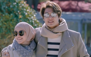 Rizky Billar Terpeleset Saat Diduga Lempar Bola Biliar, Lesti Kejora Disebut ‘Terlindungi’