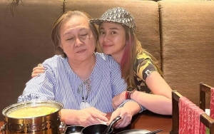 Denise Chariesta Diamuk Ibunda Gegara Saudara Cepuin Foto Bikini