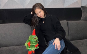 Staf Sindir Kocak Jennie BLACKPINK kala Sibuk Buat Nail Art