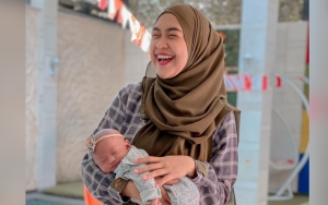 Anti Rewel, Ria Ricis Beber Tips Parenting Tidurkan Baby Moana Sampai Pulas