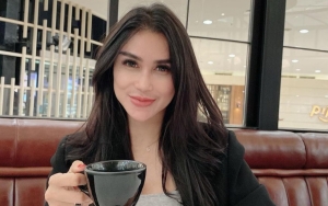 Bebizie Ceritakan Pertemuannya Dengan Lesti Kejora Di Mekkah
