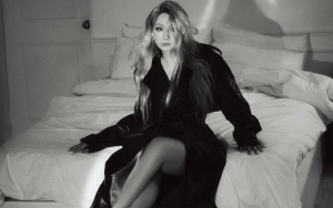 CL Tampil Menawan di Majalah Marie Claire Sambil Kenakan Pakaian Desainer Lokal 