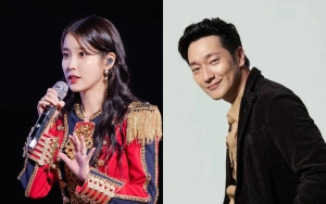 Bikin Mendadak Jadi Shipper, IU Bersandar di Punggung Son Suk Gu Dalam Iklan Pakaian Outdoor