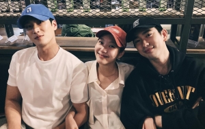 Mampir di Fanmeeting Kim Go Eun, 2 'Mantan' Kagumi Penampilannya