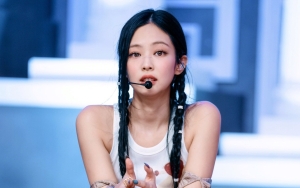 Kacamata Jennie Jadi Rebutan Member BLACKPINK