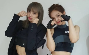 Jennie 'Curi' Sang Ibu, Lisa Beri Reaksi Kocak usai Konser BLACKPINK