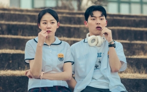 Choi Hyun Wook & Lee Joo Myung '2521' Pamer Nongkrong Bareng, Bestie Sampai Real Life!