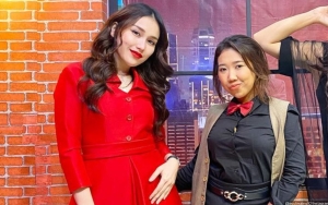 Alasan Ayu Ting Ting 'Bandel' Kunjungi Kiky Saputri Meski Baru Keluar Dari RS