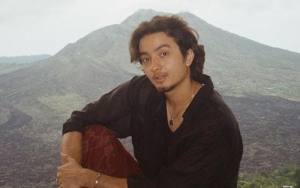 Sempat Heboh, Bryan Domani Ternyata Punya Alasan Khusus Suka Makan di Warteg
