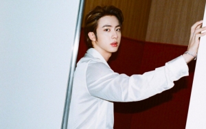 Jin BTS Tampil Kelam di Teaser 'The Astronaut' Bikin Nostalgia Awal Debut