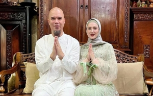 Momen Ahmad Dhani & Mulan Jameela Merakyat Makan Di Pinggir Jalan Tuai Pujian