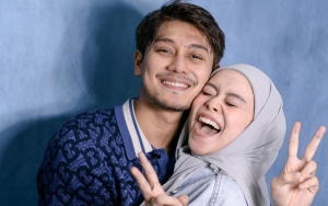   Lesti Kejora dan Rizky Billar Dikabarkan Berangkat Umrah, Pengakuan Penjaga Rumah Mengejutkan