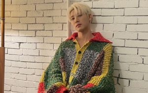 B.I Makin Introvert Dikelilingi Para Mahasiswi Cantik