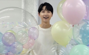 Song Joong Ki Soroti Larangan Kencan di Lokasi Syuting