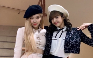 Sikap Manis Rose BLACKPINK Saat Terima Surat untuk Lisa di Konser