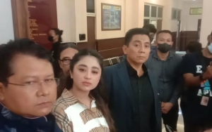 Dewi Persik Resmi Laporkan Akun Haters, Sebut Sang Ibu Sampai Nangis