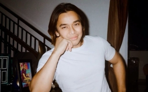 Umrah, Billy Syahputra Senyum Semringah Saat Tampil Gundul Sontak Curi Perhatian