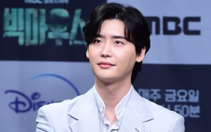 Pernah Sangat Kurus, Transformasi Lee Jong Suk Sejak Sebelum Debut hingga Kini Berhasil Curi Fokus