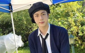 Biasa Disebut Tampan, Jin BTS Ungkap Pujian yang Tak Sanggup Diterimanya