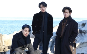 Senasib, J-Hope, Jimin dan V BTS Alami Cobaan Saat Pose Paling Depan