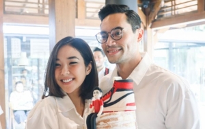 Tali Baju Gisella Anastasia Dirapikan Rino Soedarjo, Jejak Digital Video Syur Ramai Diungkit