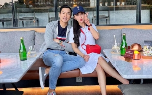 Dikenal Macho, Suami Sandra Dewi Mendadak Pakai Baju Pink Super Cute