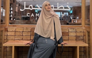 Kelewat Cantik, Paula Verhoeven Tampil Manglingi Pakai Hijab Diminta Jangan Dilepas