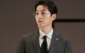 Song Joong Ki Tampilkan Sosoknya di Masa Lalu Sebelum Reinkarnasi di Teaser 'Reborn Rich'