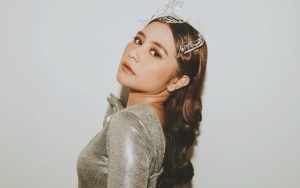 Prilly Latuconsina Ngaku ke Museum Sendiri, Jepretan Fotonya Malah Bikin Bertanya-tanya