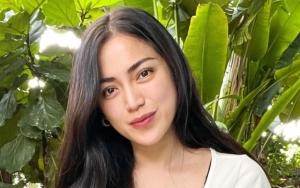 Disawer, Jessica Iskandar Malah Berikan Uangnya ke Penonton Saat Manggung di Papua