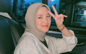 Nissa Sabyan Percaya Diri Tampil Polosan Biarkan Jerawat Nongol