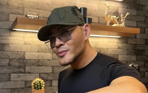 Deddy Corbuzier Ngakak Usai Dituding Dapat Uang dari Hasil Nipu