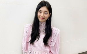 Suzy Bikin Heboh Mendadak Jadi Manusia Stroberi di Postingan Terbaru