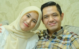 Penampilan Alyssa Soebandono Tak Henti Disorot, Dude Harlino Kini Beri Pembelaan Telak