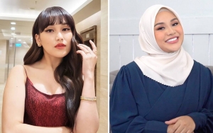 Puji Habis-habisan, Ayu Ting Ting Salfok Nonton MV Lagu Aurel Hermansyah