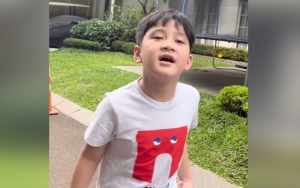 Dicap Pembawa Sial, Rafathar Pamer Ekspresi Kocak Bak Bukti Tahan Banting