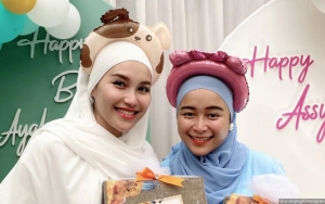Ayu Ting Ting Umumkan Syifa Sang Adik Telah Melahirkan, Wajah dan Nama Bayi Bikin Penasaran