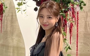 Yuna ITZY Tampil Mengejutkan dengan Visual Nggak Nyata di Preskon 'Cheshire'