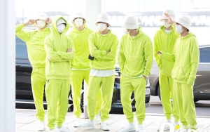 NCT Dream Hampir Pakai Fashion Airport Lebih Memalukan dari Outfit Neon