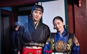 Oh Ye Ju Diprediksi Meninggal Saat Lindungi Moon Sang Min di 'Under The Queen's Umbrella'