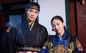 Moon Sang Min Syok Berat Usai Tidur Bareng Oh Ye Ju di 'Under The Queen's Umbrella'